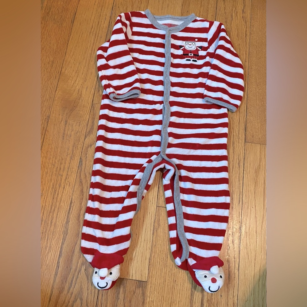 Santa sleeper, 9 months